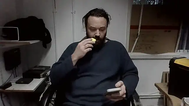 Snapshot of rogerevenmore chatting on 24, 11, 2025 rogerevenmore online show from 24, 11, 2025