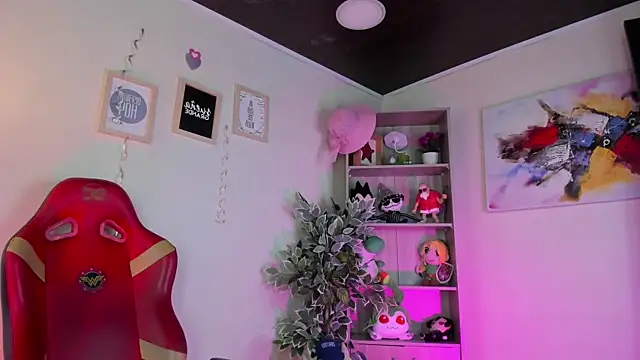 Lana Dreams  online show from 12, 9, 2025