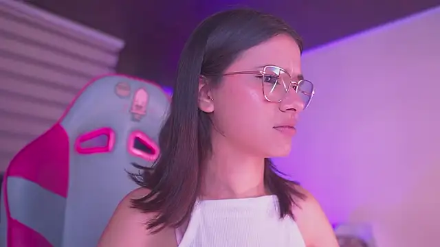 Lana Dreams  online show from 3, 2, 2026