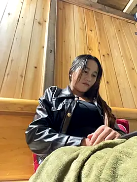 phungtiti online show from 12, 11, 2025