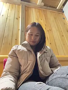 phungtiti online show from 9, 3, 2026