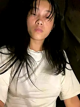 EmLy02 online show from 12, 9, 2025