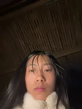 EmLy02 online show from 9, 3, 2026