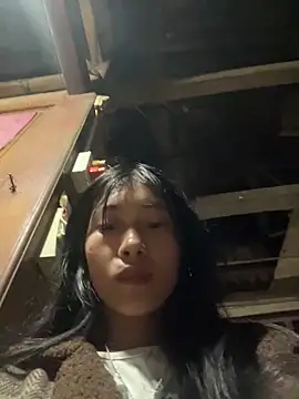 EmLy02 online show from 11, 3, 2026