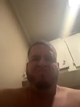 kev0n2389 online show from 19, 10, 2025