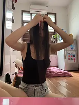 Snapshot of Miumieu chatting on 21, 9, 2025 Miumieu online show from 21, 9, 2025