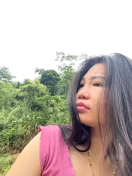 Snapshot of Miumieu chatting on 3, 10, 2025 Miumieu online show from 3, 10, 2025