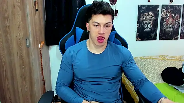 javiersexymann online show from 11, 12, 2024