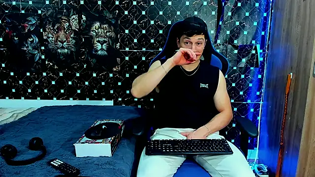 javiersexymann online show from 27, 5, 2026