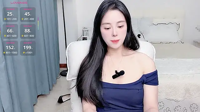 Snapshot of 1cyseason chatting on 14, 9, 2025 1cyseason online show from 14, 9, 2025