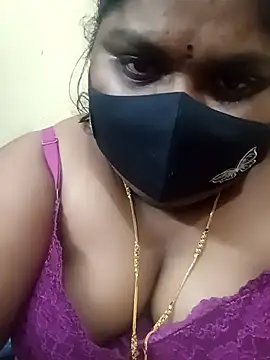 Snapshot of chandana_telugu chatting on 14, 10, 2025 chandana telugu online show from 14, 10, 2025