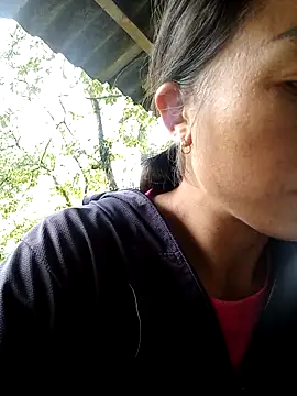 lucybaby00 online show from 2, 10, 2025