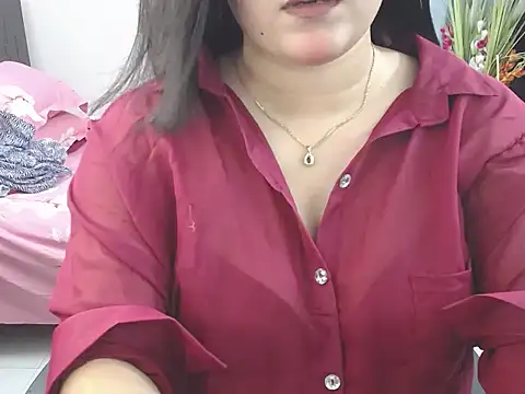 Snapshot of Ridiha_Pari chatting on 17, 6, 2026 Ridiha Pari online show from 17, 6, 2026