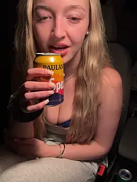 emilypeperoni online show from 19, 4, 2026