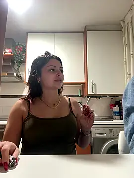 NoeliaGarcia17 online show from 7, 1, 2026