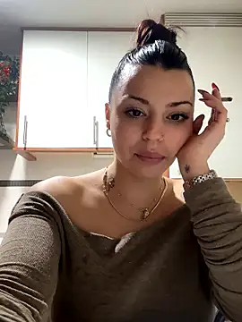 Snapshot of NoeliaGarcia17 chatting on 16, 1, 2026 NoeliaGarcia17 online show from 16, 1, 2026