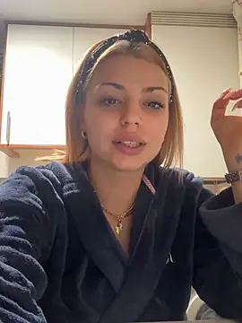Snapshot of NoeliaGarcia17 chatting on 6, 2, 2026 NoeliaGarcia17 online show from 6, 2, 2026