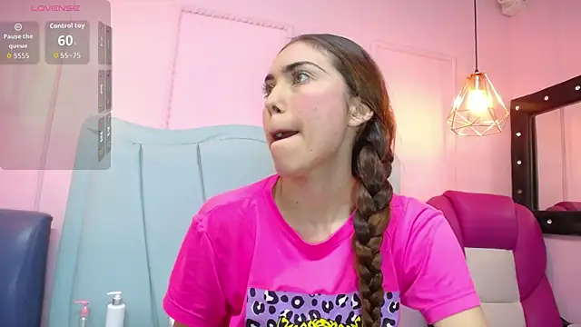 danna7cute online show from 6, 2, 2026