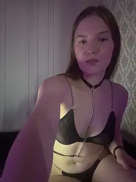Snapshot of -Cherry69- chatting on 13, 9, 2025 -Cherry69- online show from 13, 9, 2025