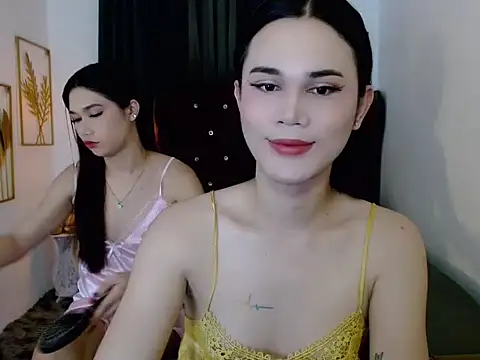 Snapshot of airyloove chatting on 18, 10, 2025 airyloove online show from 18, 10, 2025