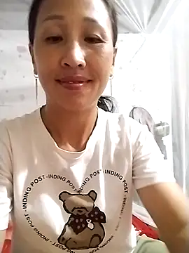 cute love00 online show from 3, 10, 2025