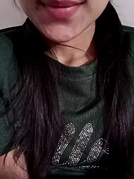 Snapshot of Cute_radhaaa chatting on 8, 11, 2025 Cute radhaaa online show from 8, 11, 2025