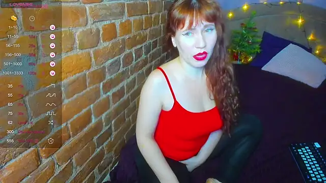 Snapshot of Cutiee_Alicee chatting on 10, 12, 2024 Cutiee Alicee online show from 10, 12, 2024