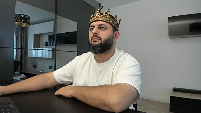 Snapshot of DravenPeak chatting on 11, 9, 2025 DravenPeak online show from 11, 9, 2025