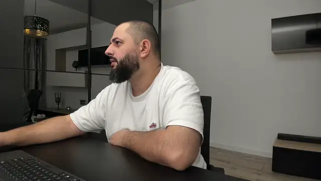 Snapshot of DravenPeak chatting on 18, 9, 2025 DravenPeak online show from 18, 9, 2025