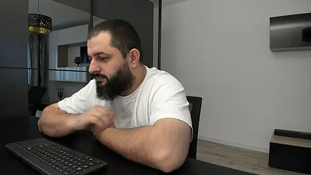 Snapshot of DravenPeak chatting on 14, 10, 2025 DravenPeak online show from 14, 10, 2025