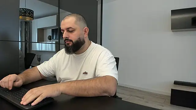 Snapshot of DravenPeak chatting on 18, 10, 2025 DravenPeak online show from 18, 10, 2025