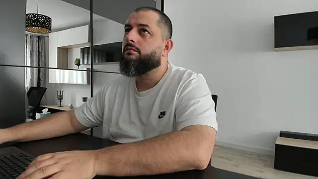 Snapshot of DravenPeak chatting on 27, 10, 2025 DravenPeak online show from 27, 10, 2025