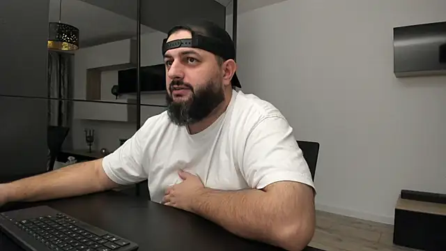 Snapshot of DravenPeak chatting on 31, 10, 2025 DravenPeak online show from 31, 10, 2025