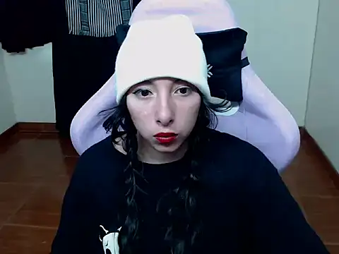 ScarlettShirahoshi online show from 7, 11, 2025