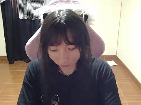 Snapshot of ScarlettShirahoshi chatting on 28, 11, 2025 ScarlettShirahoshi online show from 28, 11, 2025