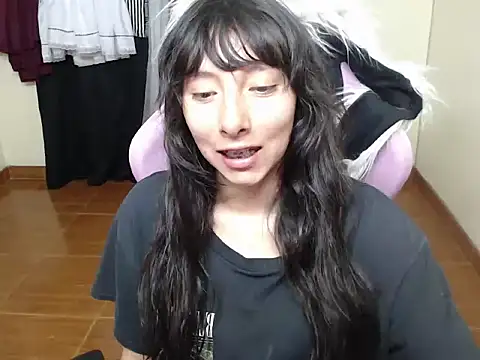 Snapshot of ScarlettShirahoshi chatting on 5, 1, 2026 ScarlettShirahoshi online show from 5, 1, 2026