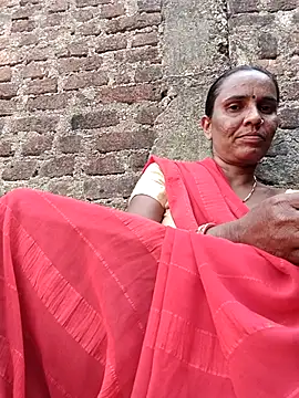 Snapshot of Pinky12A chatting on 10, 10, 2025 Pinky12A online show from 10, 10, 2025