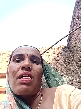 Snapshot of Pinky12A chatting on 17, 10, 2025 Pinky12A online show from 17, 10, 2025