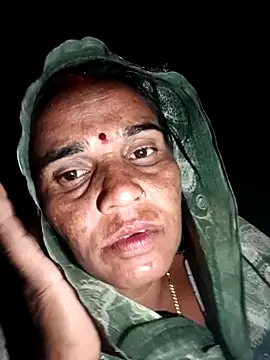 Snapshot of Pinky12A chatting on 13, 11, 2025 Pinky12A online show from 13, 11, 2025