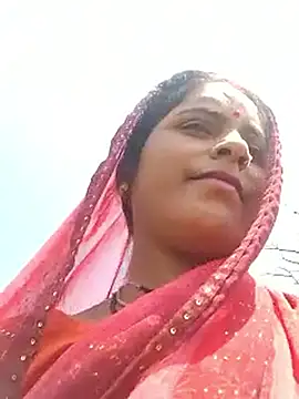 Snapshot of Mohini-xx chatting on 10, 9, 2025 Mohini-xx online show from 10, 9, 2025