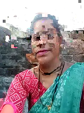 Snapshot of Mohini-xx chatting on 3, 10, 2025 Mohini-xx online show from 3, 10, 2025