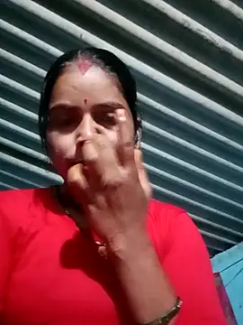 Snapshot of Mohini-xx chatting on 13, 10, 2025 Mohini-xx online show from 13, 10, 2025