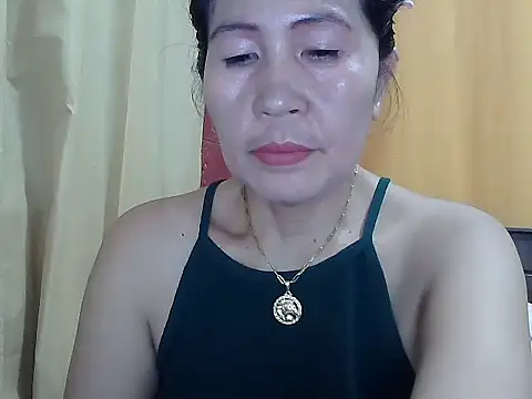 Snapshot of Elara8309 chatting on 4, 7, 2026 Elara8309 online show from 4, 7, 2026