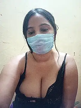 Snapshot of Lusty-radhika chatting on 29, 9, 2025 Lusty-radhika online show from 29, 9, 2025