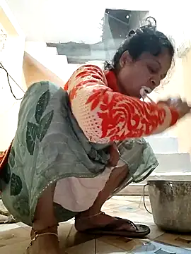 Snapshot of Sonam_dhakad chatting on 22, 12, 2025 Sonam dhakad online show from 22, 12, 2025