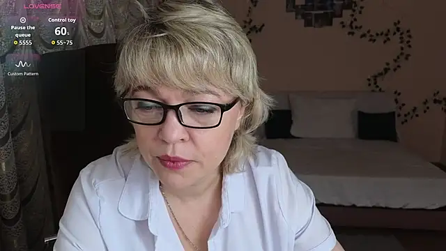 Rosette Pricky online show from 28, 11, 2025