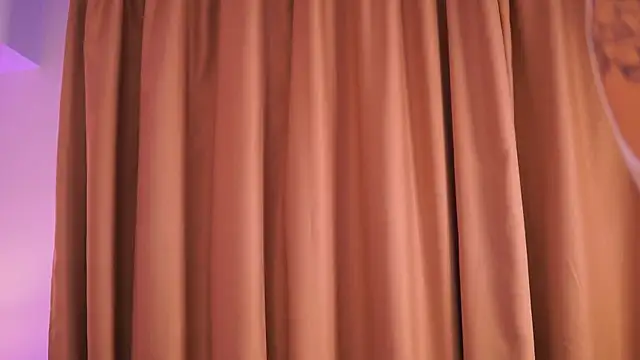 Snapshot of ChloeObril chatting on 26, 4, 2026 ChloeObril online show from 26, 4, 2026