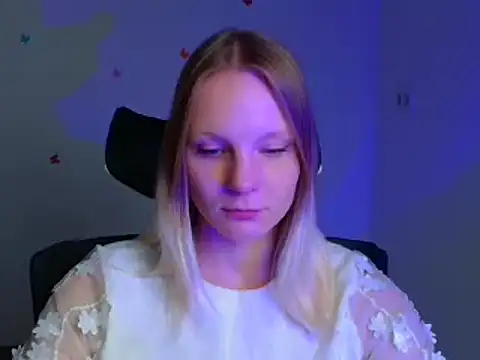 Snapshot of Kassandra_XX chatting on 29, 9, 2025 Kassandra XX online show from 29, 9, 2025