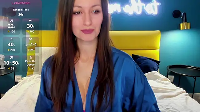 Joan Nelson online show from 8, 4, 2026