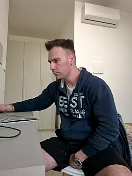 mrlyuis online show from 21, 4, 2026